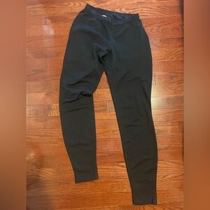 Patagonia women’s Black Baselayer